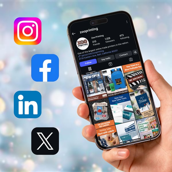 ZOOM-2138-LandingPage-Image3_StayConnected ZOOM-2138-LandingPage-Image3_StayConnected